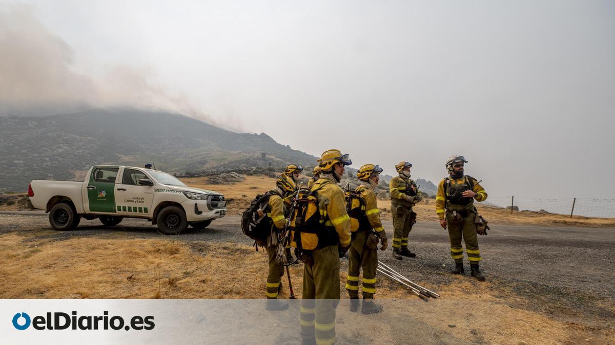 Bomberos precarios y con retenes incompletos luchan contra los megaincendios: “Estamos agotados”