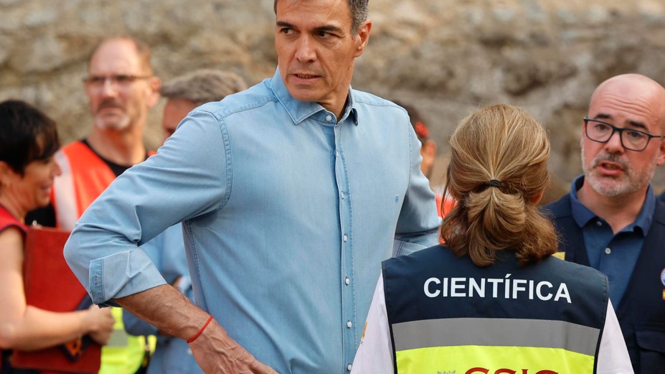 Sánchez prevé ‘horas complejas’ en el incendio de Madrid pero anuncia la llegada de medios de 10 CCAA, Italia y Grecia