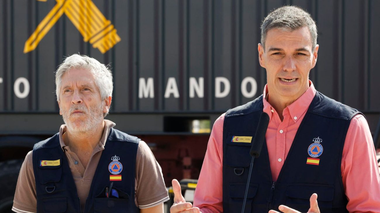 Sánchez dice que la evolución de los incendios es favorable pero pide «precaución»: «Las 12 horas próximas serán decisivas»