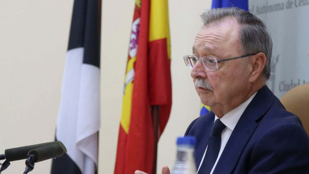 Vivas reclama al Gobierno un «mando único» tras desbordarse Ceuta con 1.500 migrantes en poco más de una semana