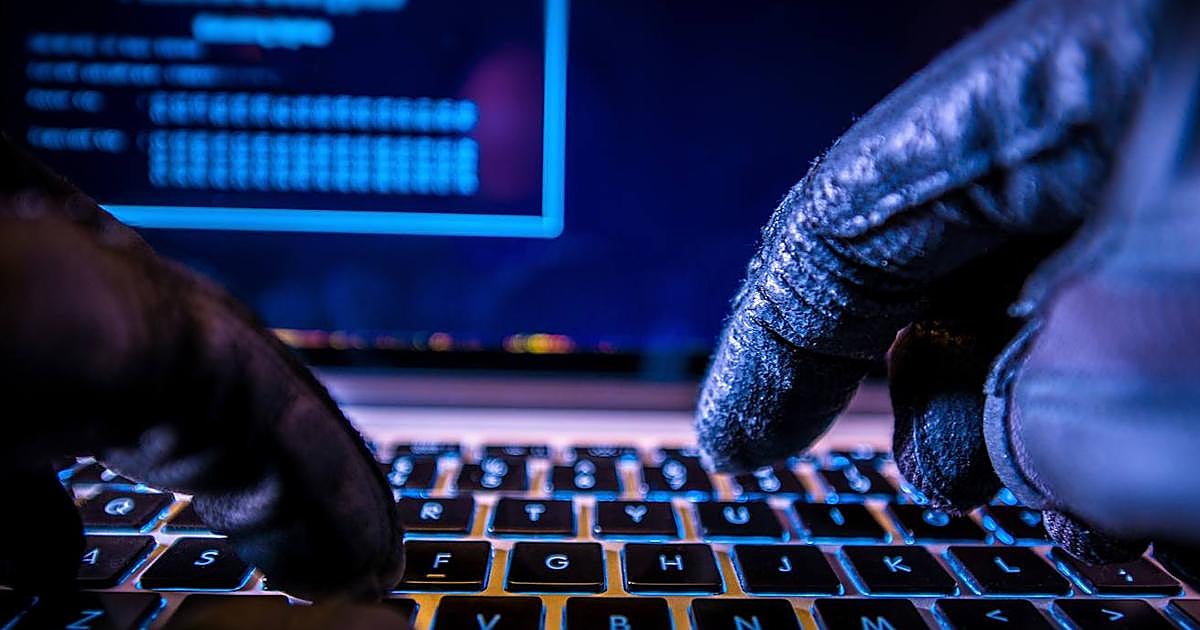 Varios ‘hackers’ filtran en la ‘dark web’ más de 600.000 datos sensibles del Departamento de Educación británico