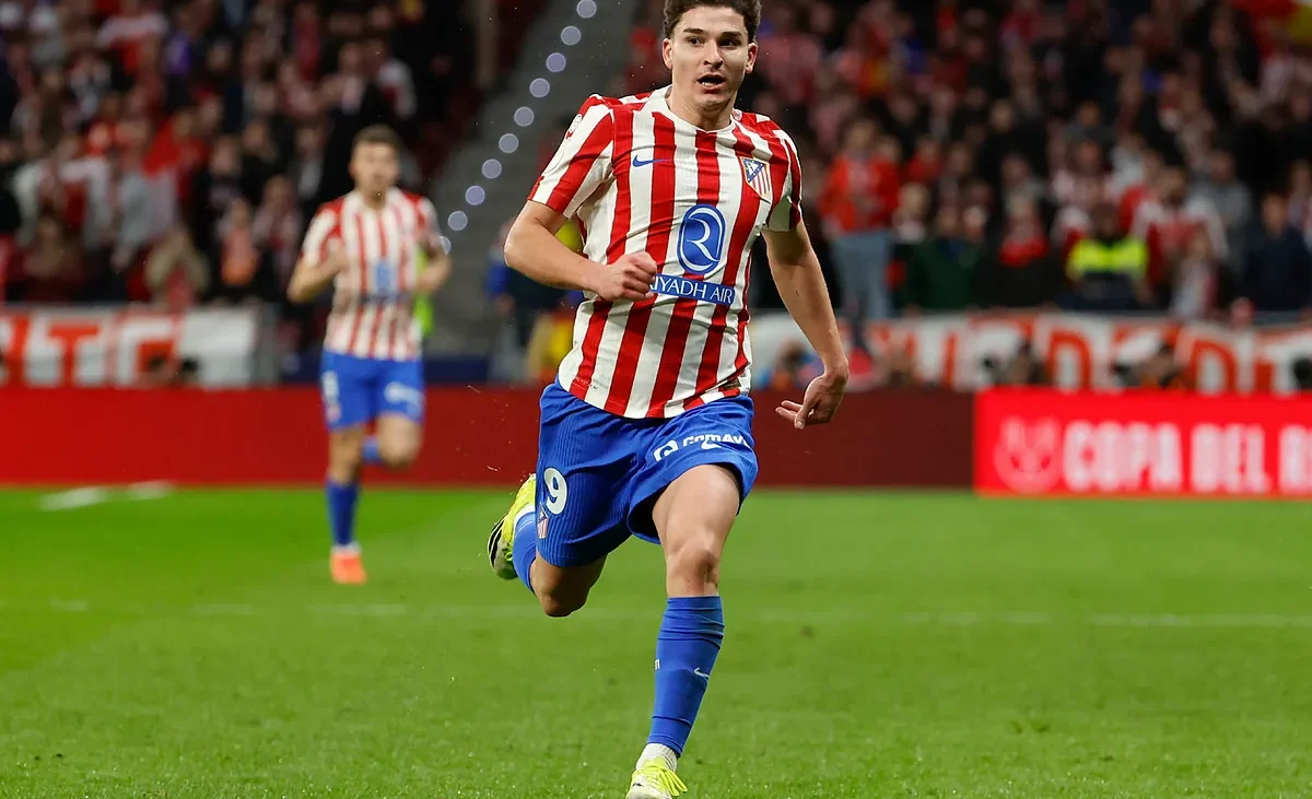 La Federación abre expediente disciplinario al Barça por el caso de Julián Álvarez