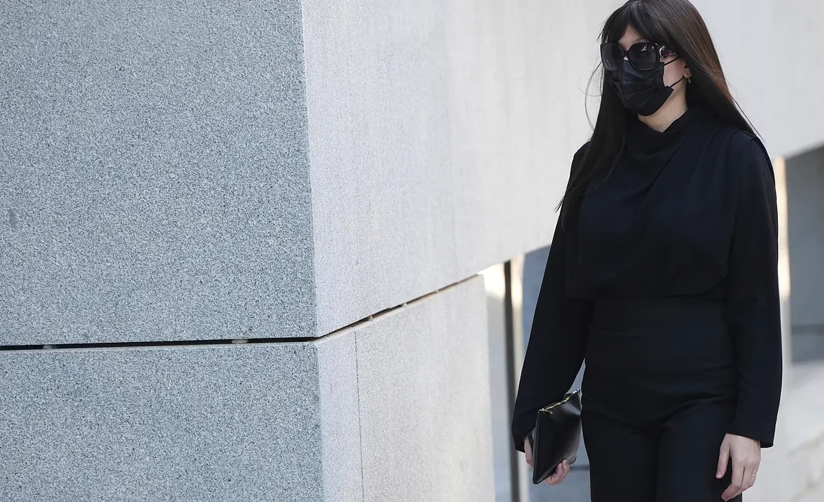 El juez del ‘caso Koldo’ confirma la imputación de Jéssica Rodríguez y dice que no debió cobrar sin trabajar