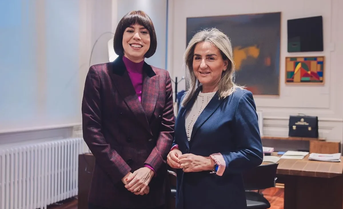 Las autonomías del PP plantan a los ministerios de Diana Morant y Milagros Tolón por los incendios: «Todos los esfuerzos deben ir a poner fin a esta pesadilla»