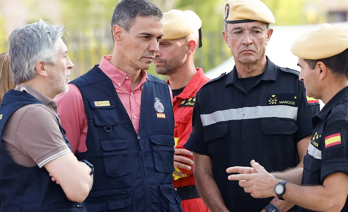 El Gobierno pone el foco en la «angustia» de los miles de desalojados: «Paciencia, nuestra prioridad es la seguridad, no hay decisiones políticas»