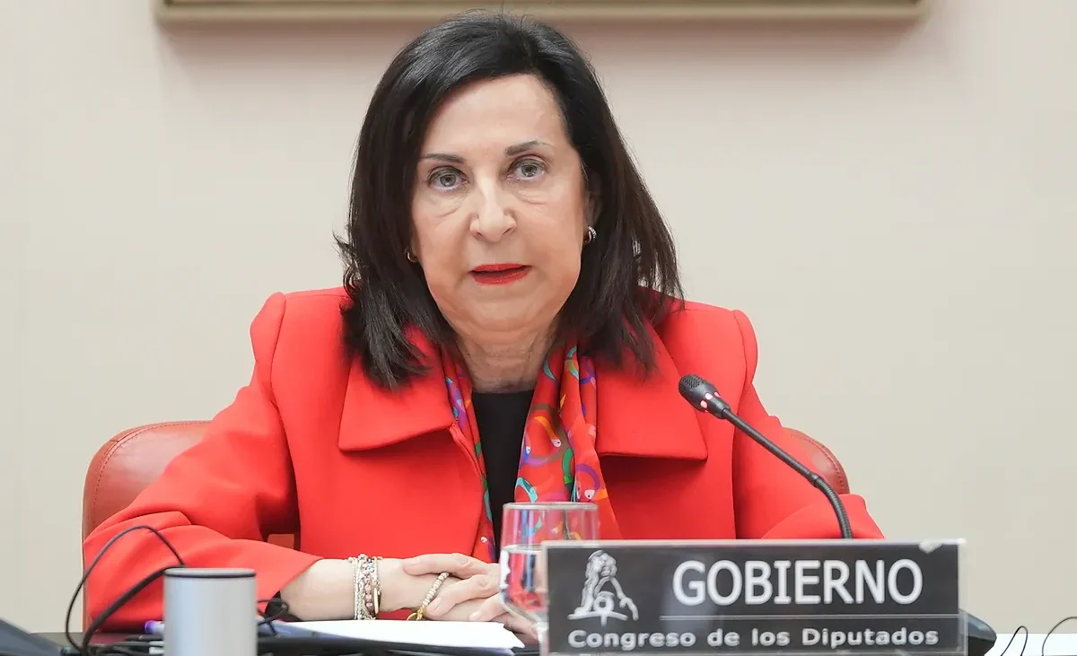 El Gobierno avanza detalles de sus nuevos planes de armamento: 15 nuevos programas, fondos para la UME y hasta 2.000 millones para los satélites Iris2