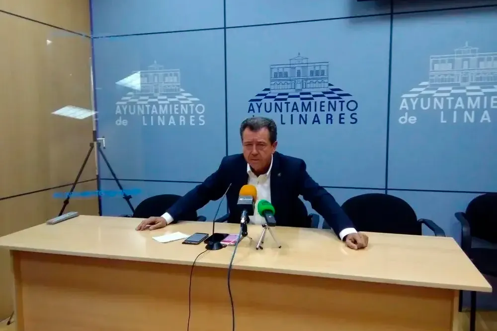 125.000 euros en sobresueldos indultados: el ex alcalde de Linares todavía peleará contra «dos compañeros» del PSOE