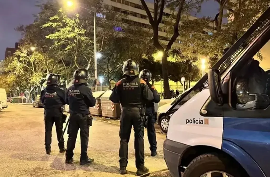 Muere un hombre apuñalado en el barrio de la Mina de Sant Adrià en una semana negra en Barcelona y su área metropolitana – El Mundo
