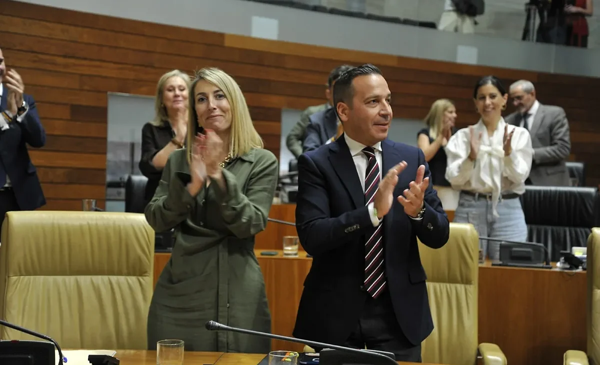 Guardiola y Vox aprueban los primeros presupuestos de lalegislatura y confirman su sintonía actual