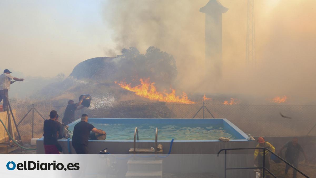 Última hora de los incendios en España: el fuego sin control avanza en Zamora, con un millar de vecinos desalojados de 12 municipios