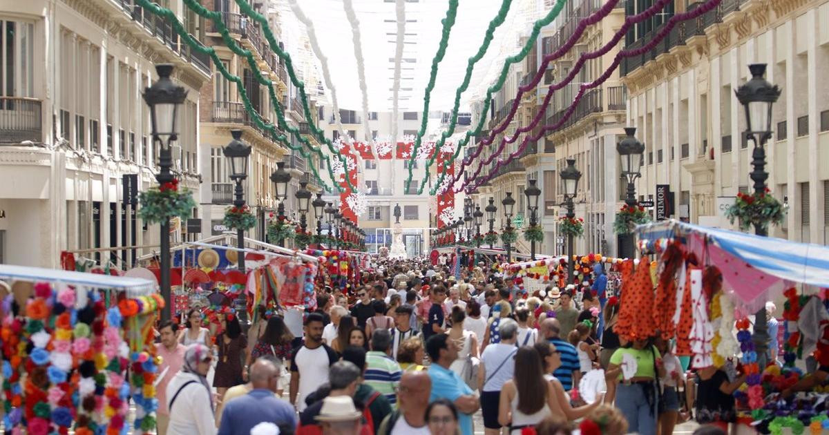Una portada que esconde la Catedral y la Farola: los detalles de cómo será la Feria de Málaga 2026 – El Debate