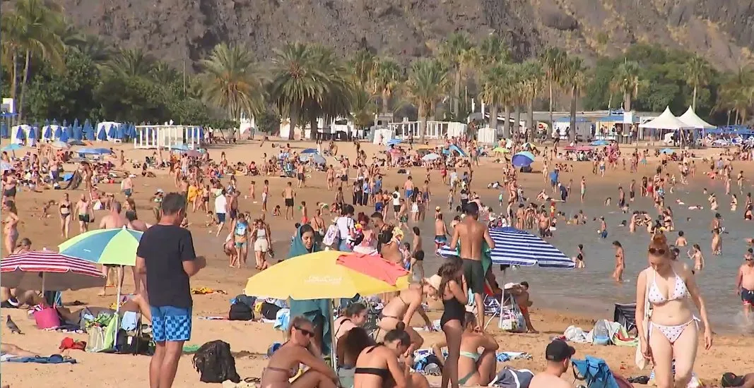 Canarias sufre una jornada infernal con temperaturas que superan los 41 grados – Radio Televisión Canaria