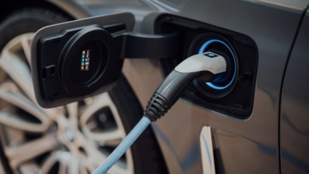 La «elevada demanda» agota el Plan Tximista para el vehículo eléctrico en Navarra – Cadena SER