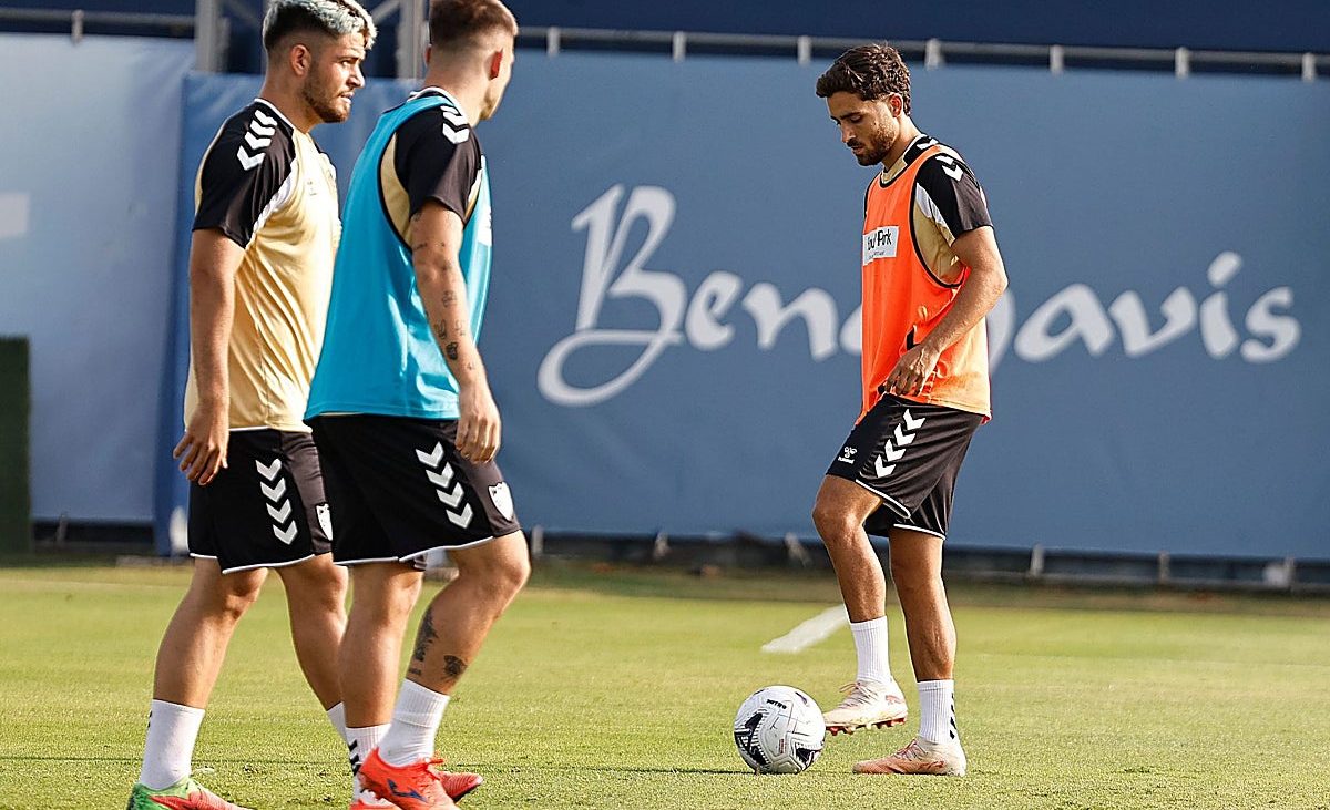 José Salinas se entrena ya con sus nuevos compañeros del Málaga – Diario Sur