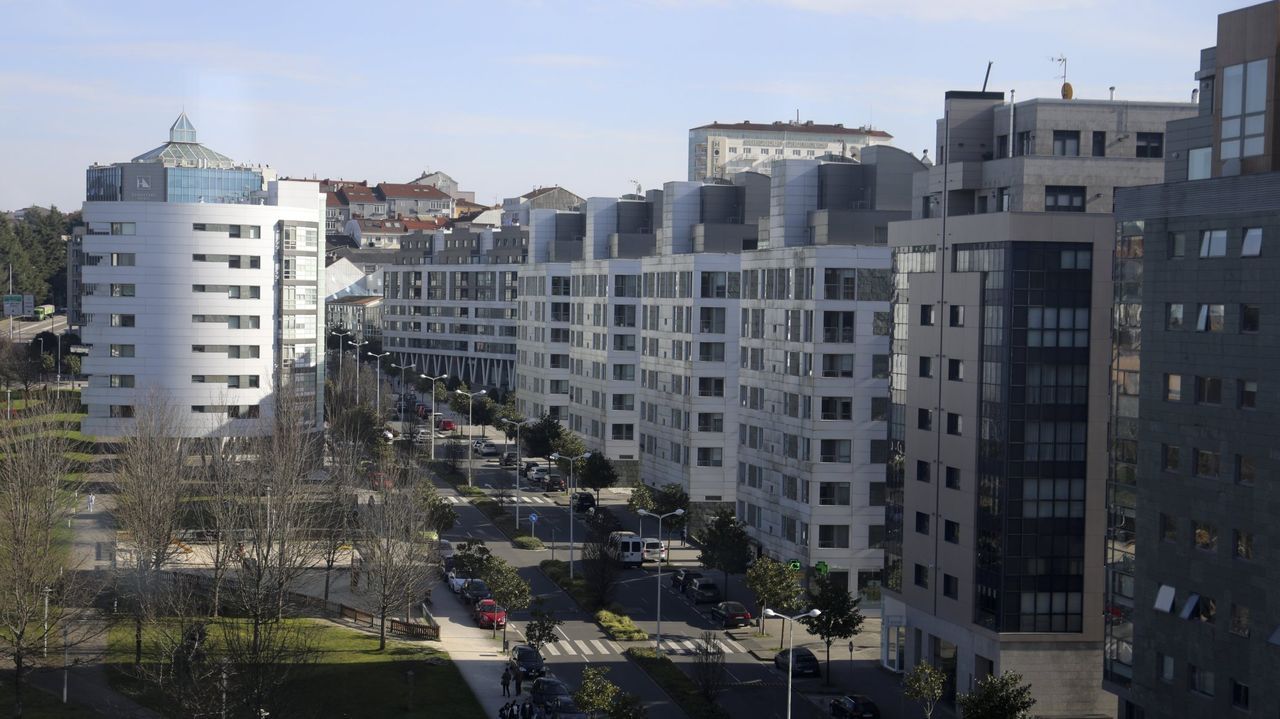 El Gobierno declara Santiago zona residencial tensionada, sumando así la capital de Galicia a A Coruña: ¿Te parece bien o crees que debería hacer lo mismo con otras ciudades gallegas? – La Voz de Galicia