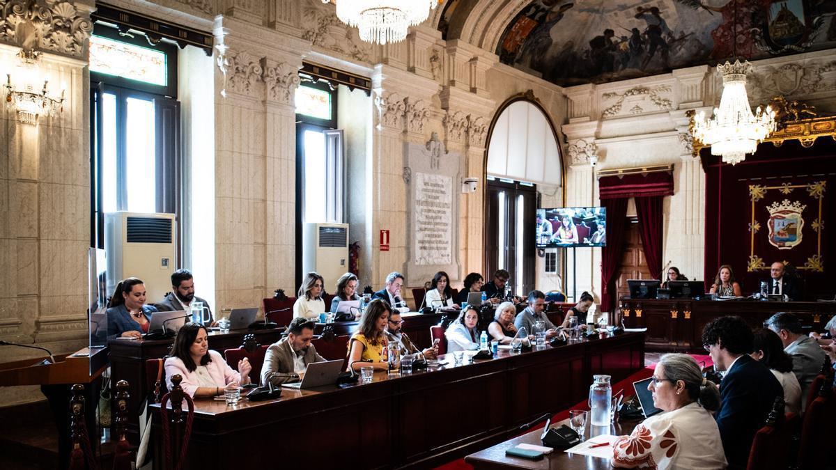 Vivienda y movilidad volverán a protagonizar el último pleno del Ayuntamiento de Málaga antes de la precampaña – La Opinión de Málaga