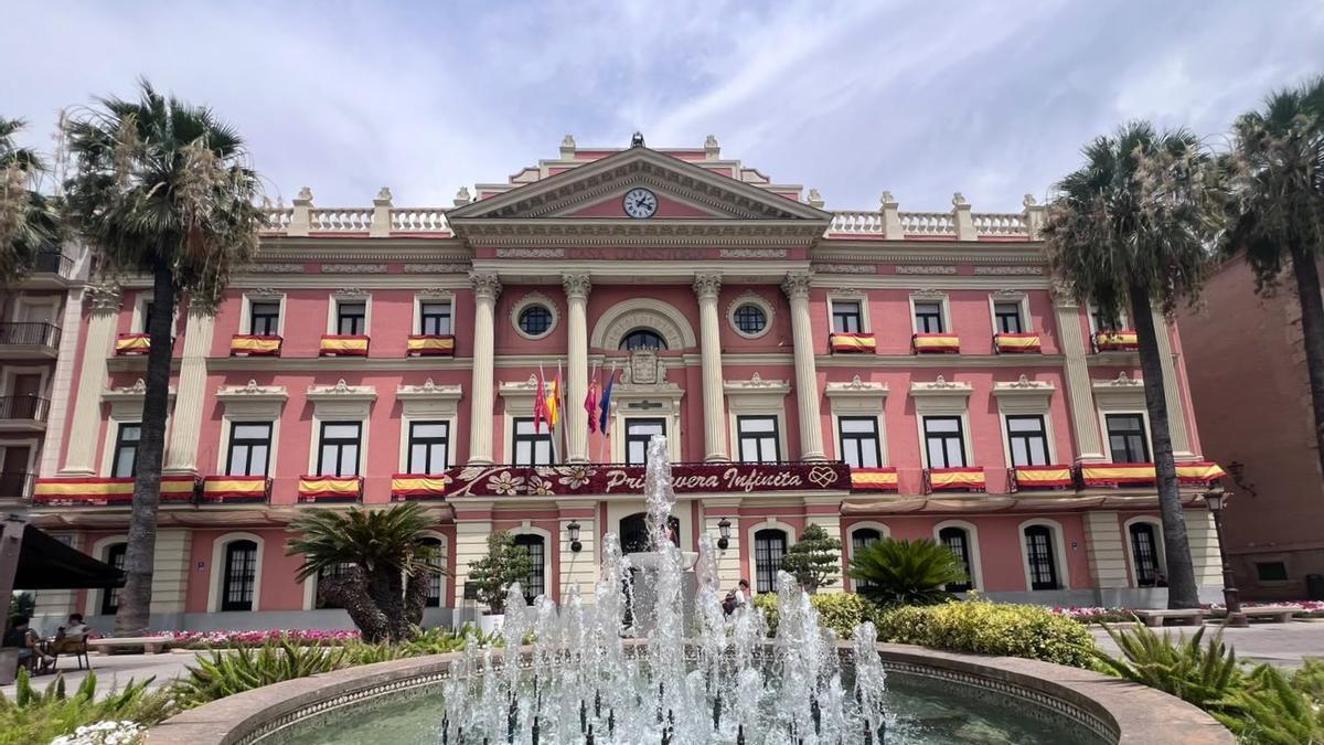 ¿Cuánto cobran la alcaldesa y los concejales de Murcia? Suben los sueldos de cara a 2027 – La Opinión de Murcia