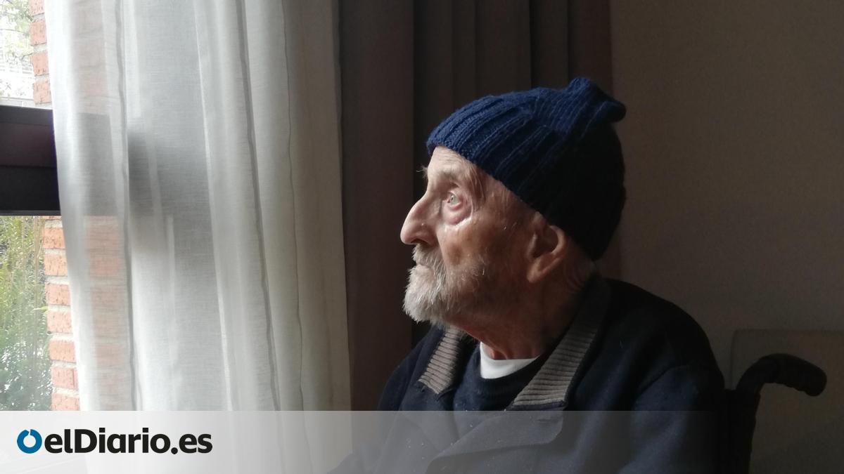 Álvaro Pombo: «Espero con diversión las revelaciones estrambóticas y terribles que se publicarán en mi biografía»