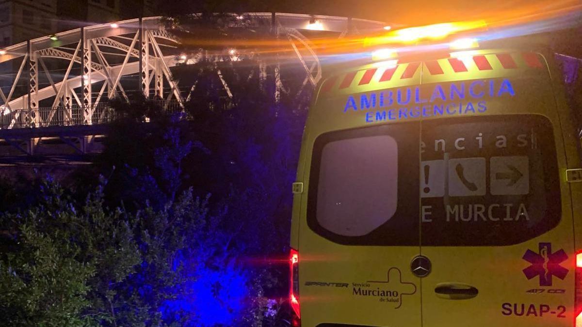 Dos argelinos salvan la vida a una joven que cayó al río Segura a la altura del Puente del Hierro en Murcia – La Opinión de Murcia