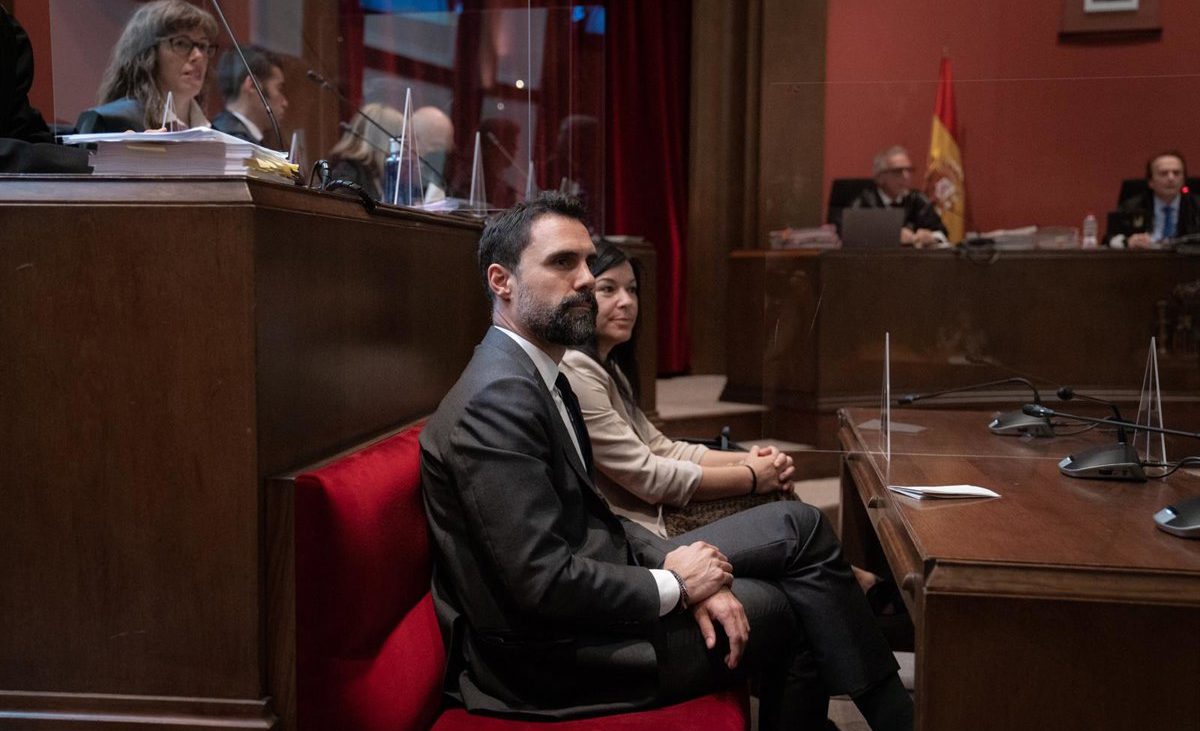 El Supremo aplica la amnistía a exdirigentes del Parlament que fueron acusados de desobediencia en el ‘procés’