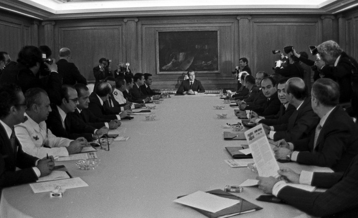 Cincuenta años de la primera amnistía de la Transición: 287 excarcelados para la «reconciliación nacional»