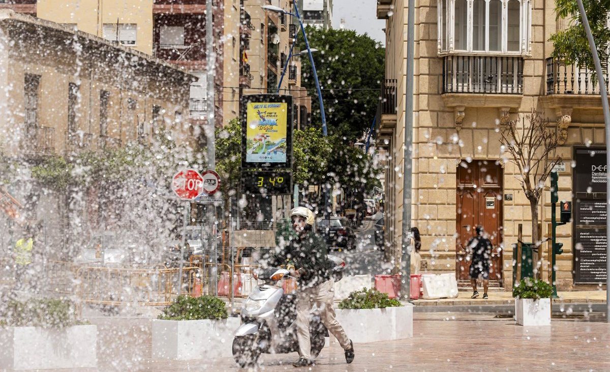 Casi toda España está en aviso naranja o amarillo por altas temperaturas el segundo día de la nueva ola de calor