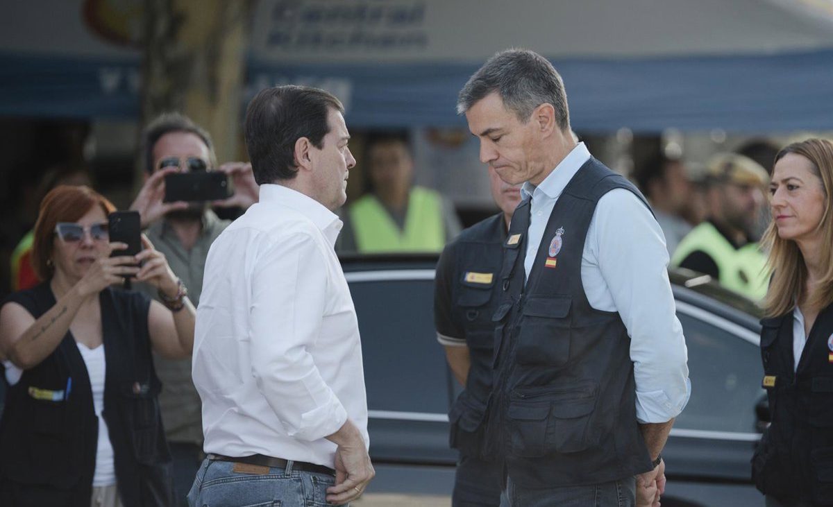 Sánchez anuncia el fin de la emergencia nacional en el incendio de Ávila y Madrid que baja a nivel 2