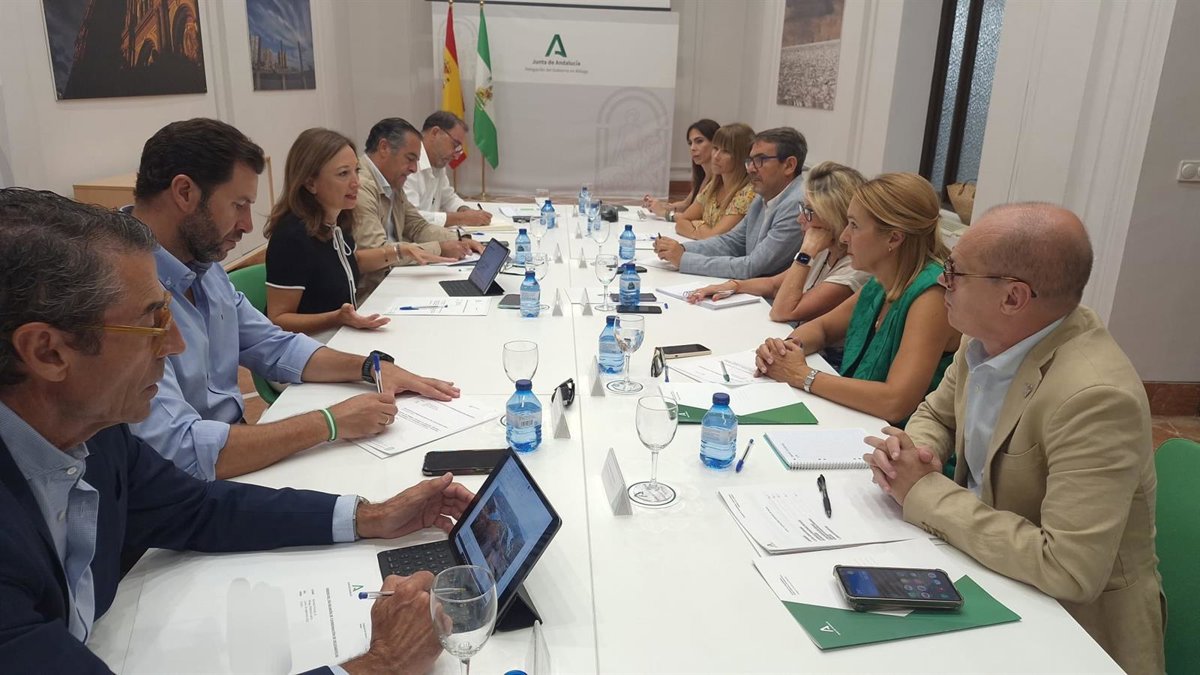 La Junta renueva a la mitad de los delegados territoriales en Málaga – Europa Press