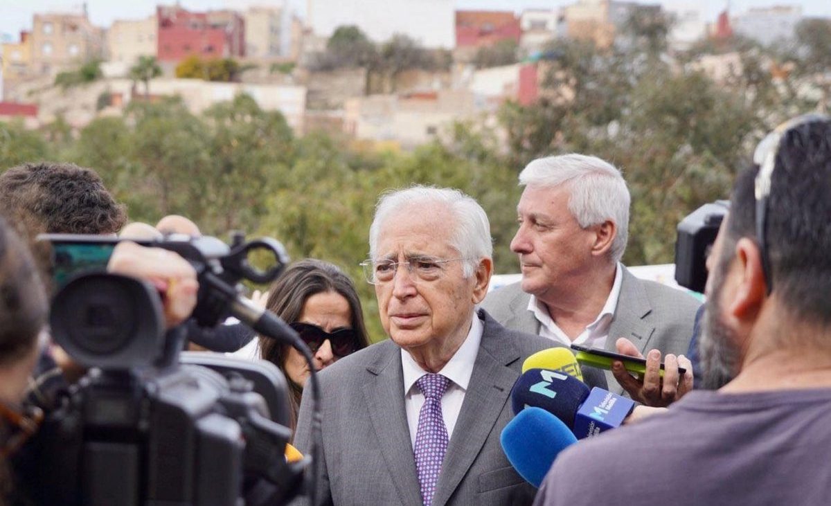 Imbroda cifra en «unas 400 como mucho» las entradas de migrantes en Melilla