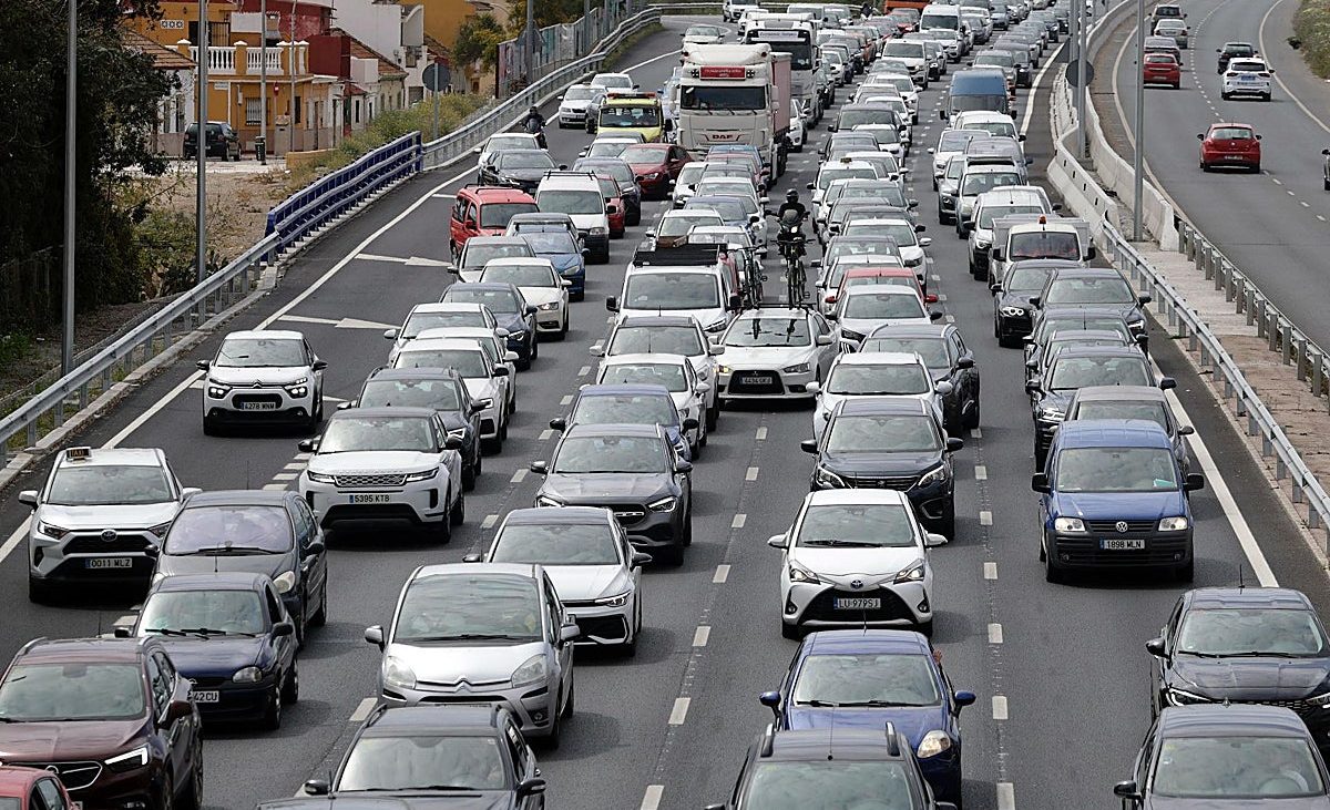 Málaga recibirá este fin de semana más de 250.000 coches por las vacaciones de agosto – Diario Sur
