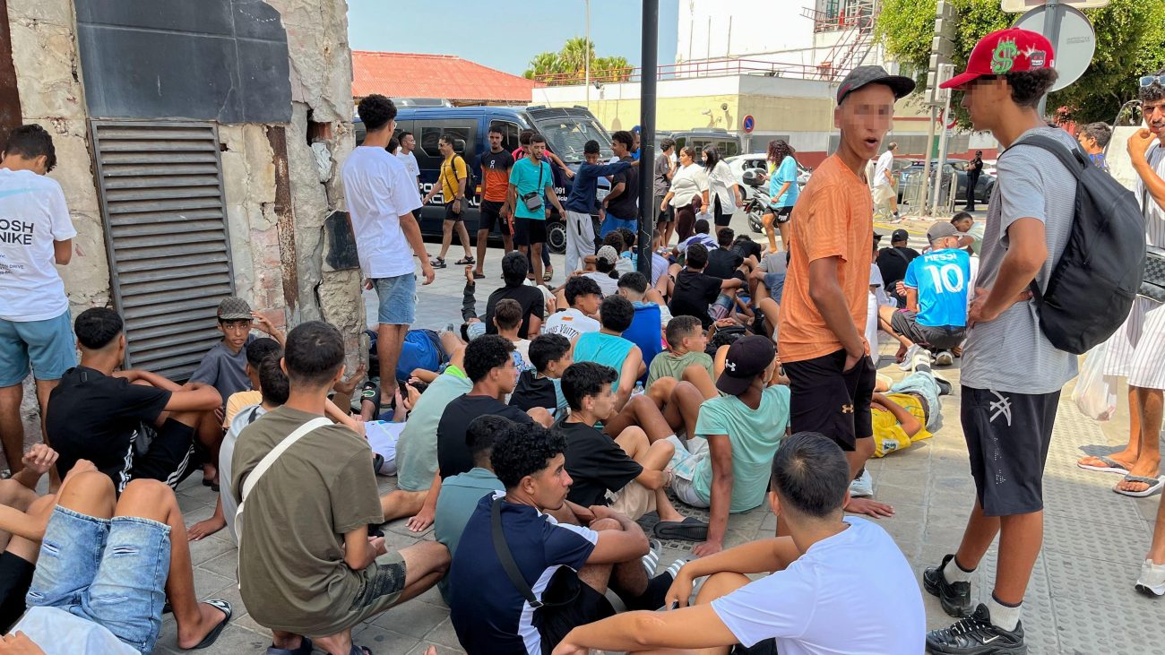 Castilla y León, Extremadura y Aragón rechazan recibir a menores inmigrantes no acompañados de Ceuta – RTVE.es