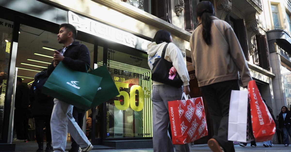 Cataluña lidera la caída de ventas y ocupación en el comercio minorista durante el verano – Diari ARA