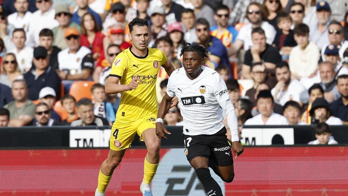 El Valencia CF se lanza a por Arnau Martínez – Superdeporte