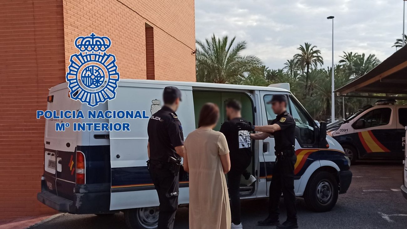 Alarma en Castilla y León: más de 100 detenidos por hurtos mediante técnicas de distracción a personas mayores – El Español