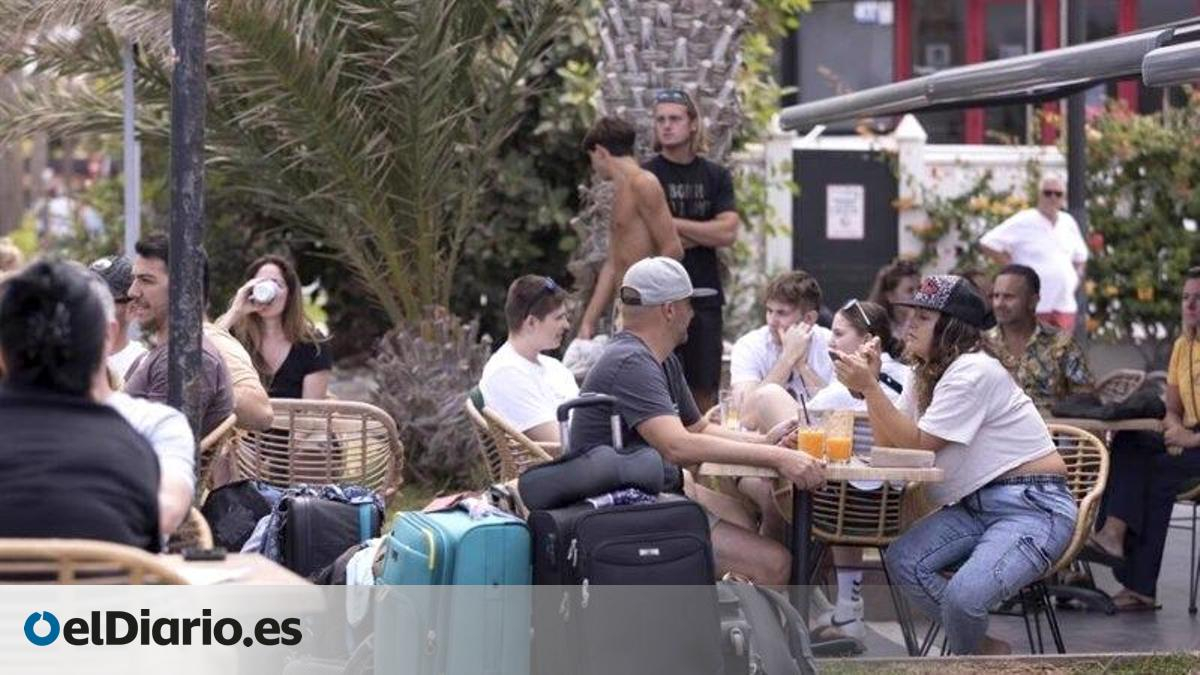 Canarias supera el millón de turistas en julio y roza los 6,8 millones de pernoctaciones – elDiario.es