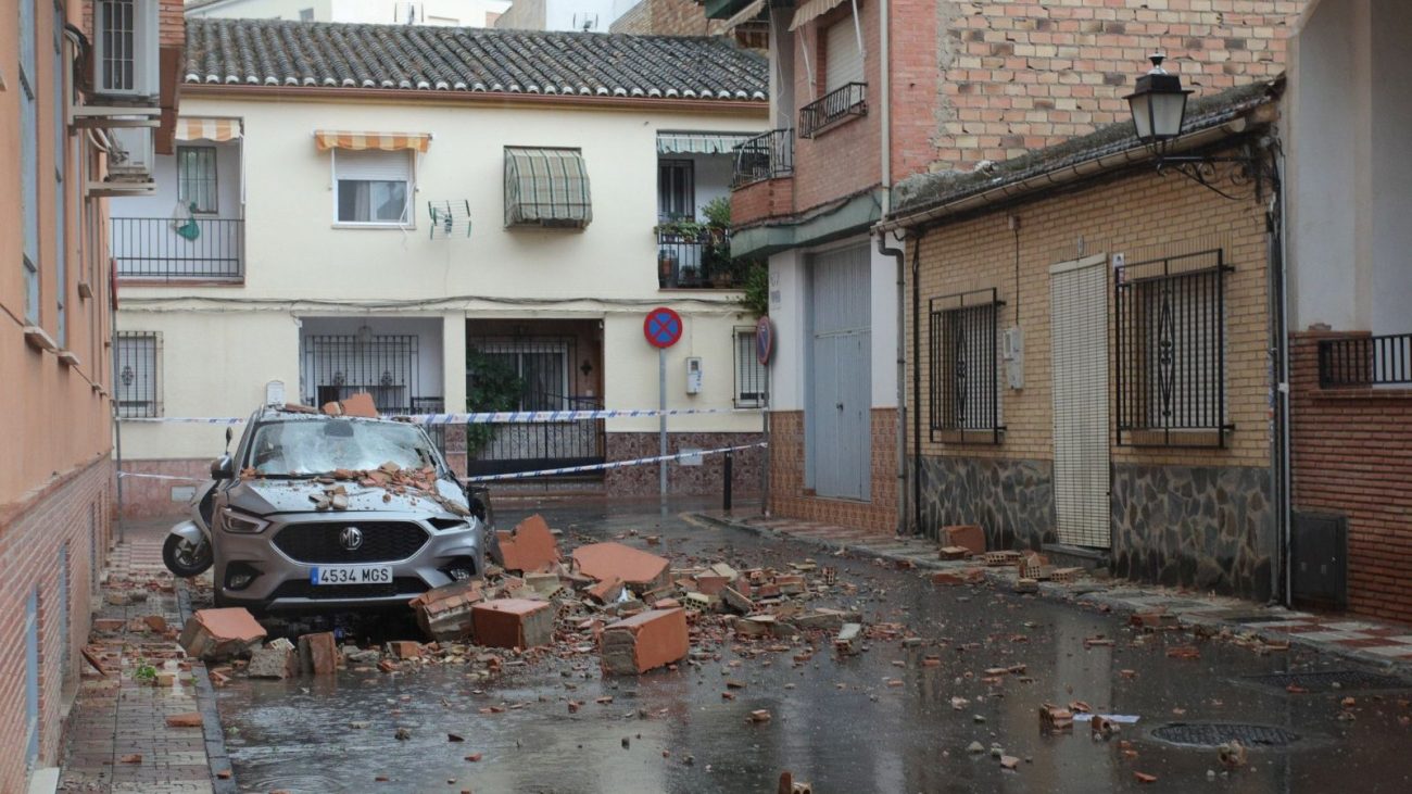 Los «eternos» 10 segundos del terremoto de Granada que hizo temblar Málaga: «Pensé que me lo estaba imaginando» – El Español