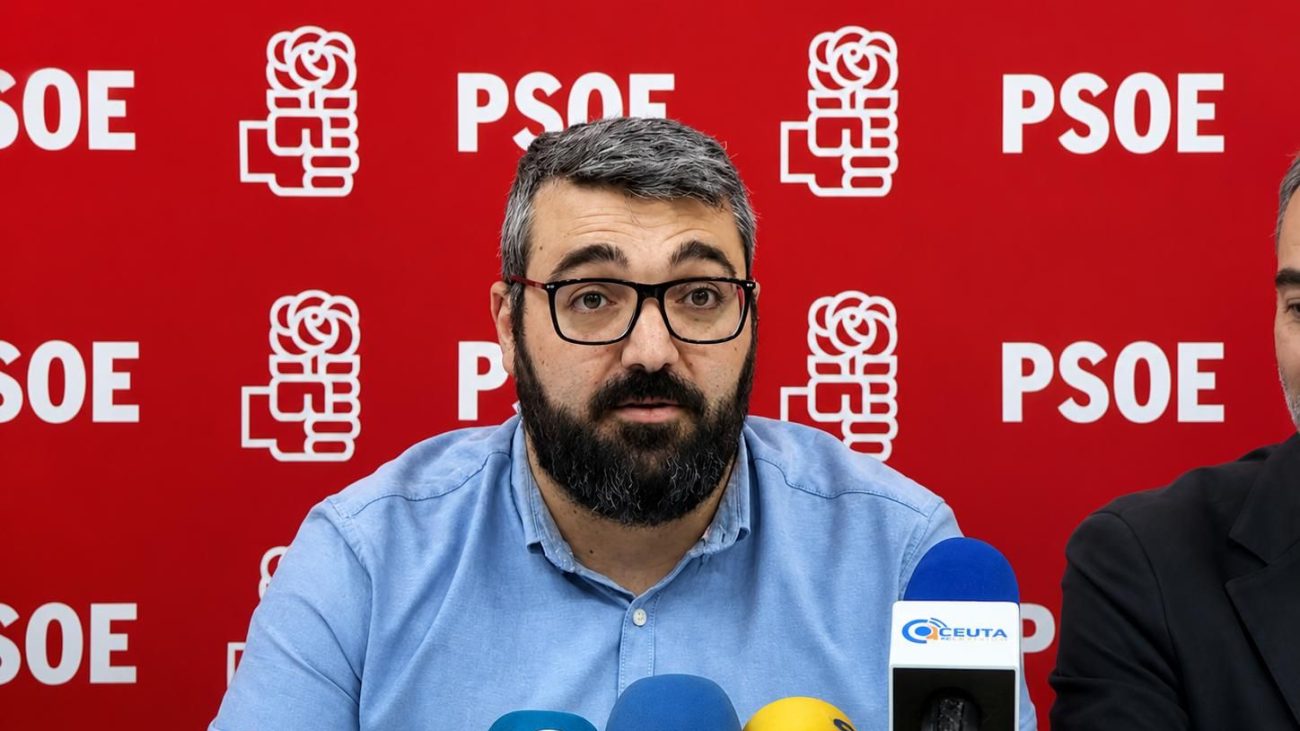 Un diputado del PSOE en Ceuta acusa al Gobierno de mentir sobre lo que ocurre: «Que no haya más robos ni violaciones»
