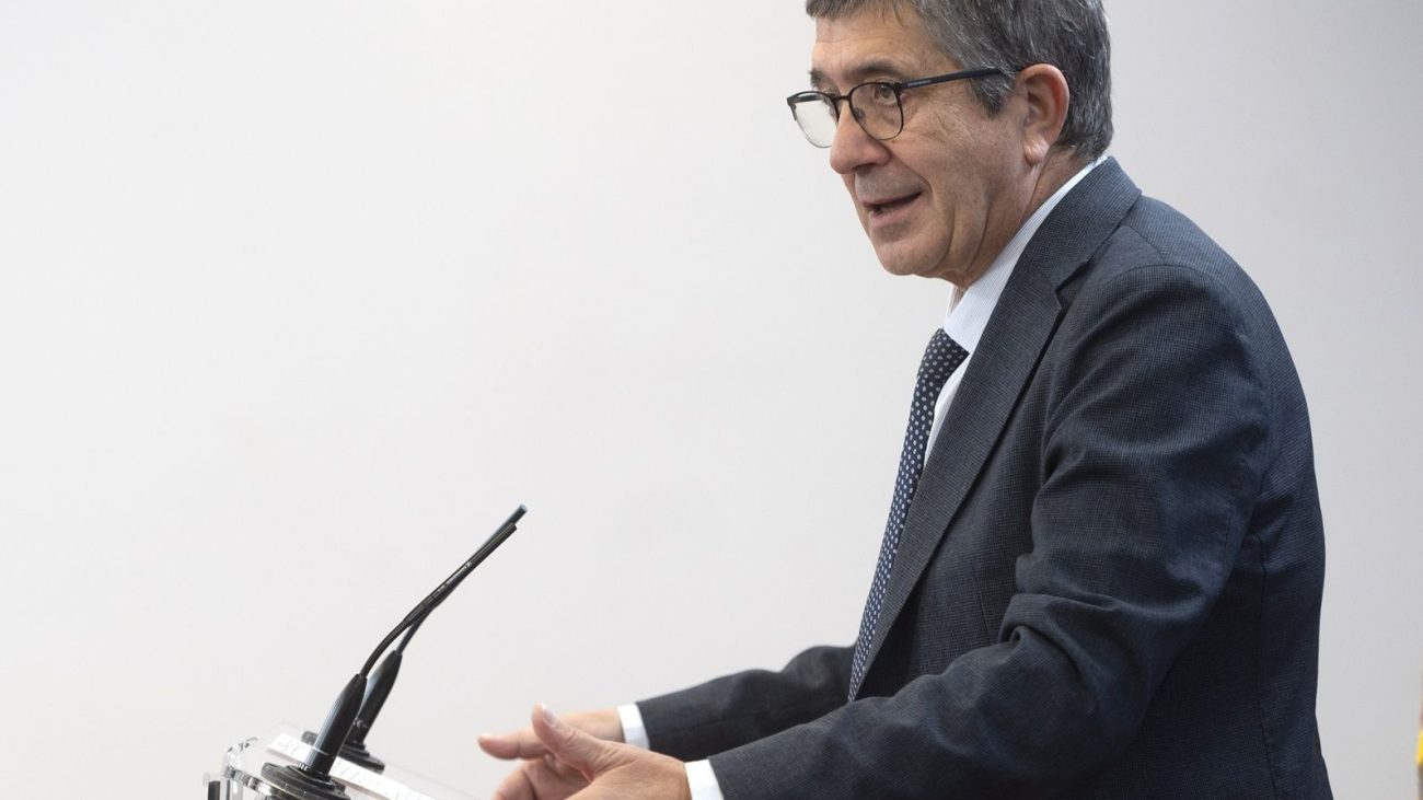 El PSOE acusa a Feijóo de ser «el mayor alimentador de bulos del país, la enciclopedia del insulto y la descalificación»