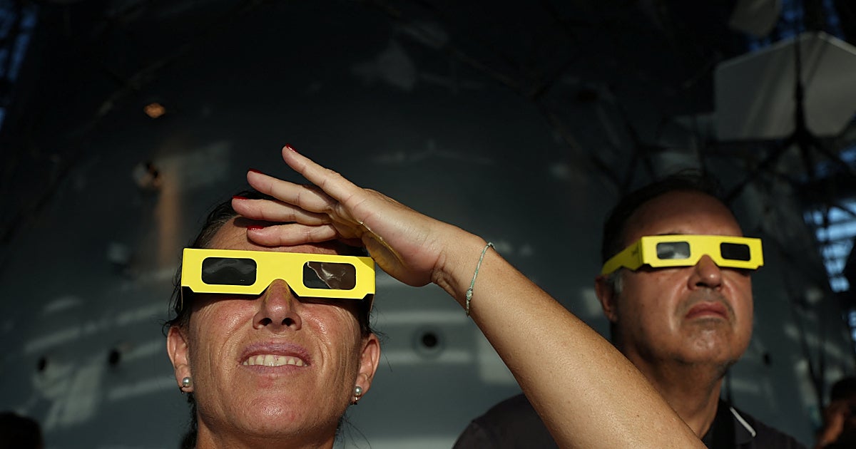 Las emergencias médicas en Cataluña atendieron a 40 personas con afectaciones oftalmológicas por el eclipse – ABC