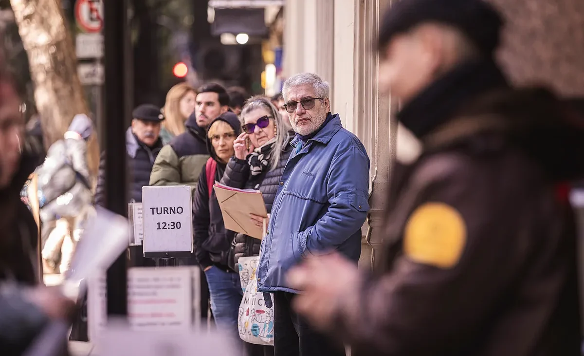 ‘Pucherazo electoral’: los votantes de PP y Vox creen que la ‘ley de nietos’ busca «influir en las próximas elecciones»