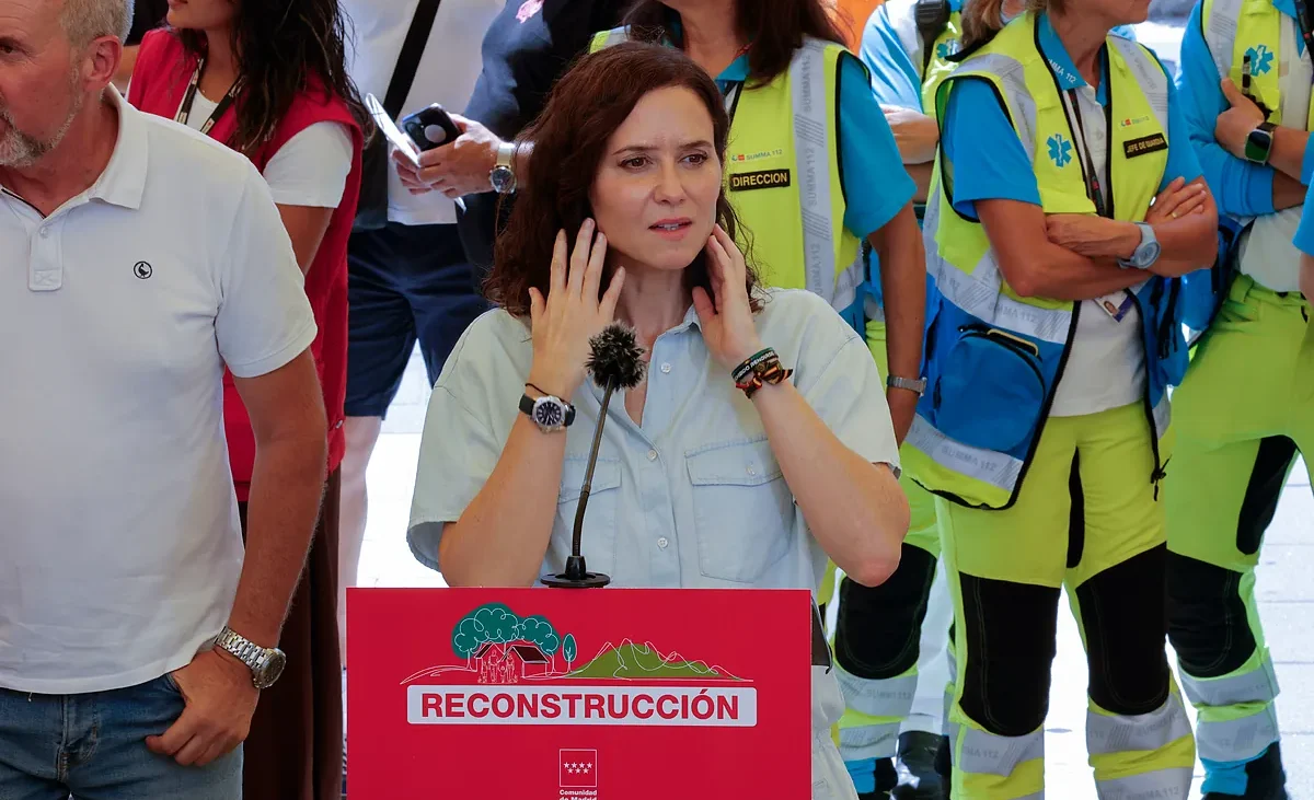Ayuso y Abascal van más lejos y apuntan directamente contra Marruecos: «Es una invasión», «es un acto de guerra»… «¿por qué Sánchez da las gracias?»