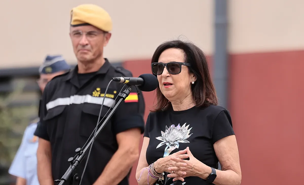 Robles marca posición frente a Marlaska ante el choque en el Gobierno por Ceuta: defiende al CNI y recuerda que hay «servicios de información» que dependen de Interior