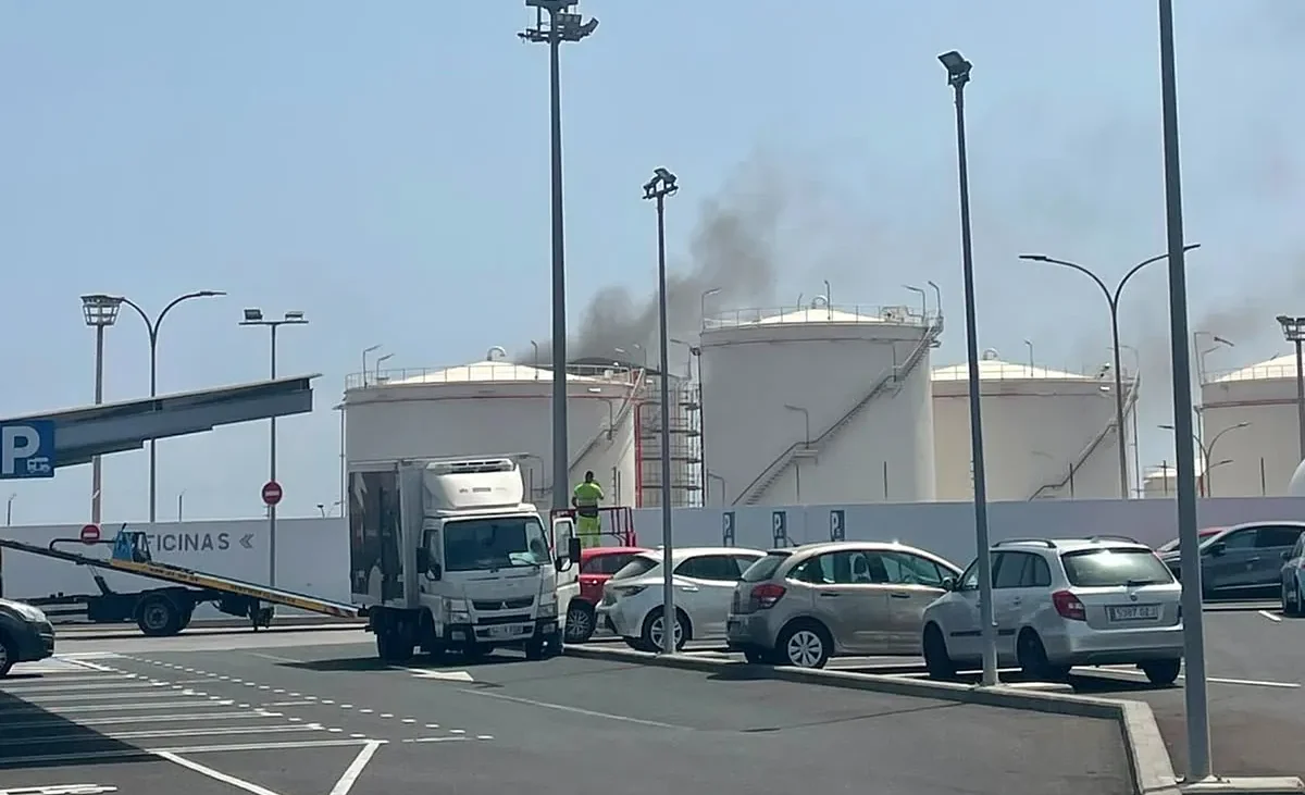 Un muerto y dos heridos en una explosión en un tanque de combustible en Telde, Gran Canaria – El Mundo