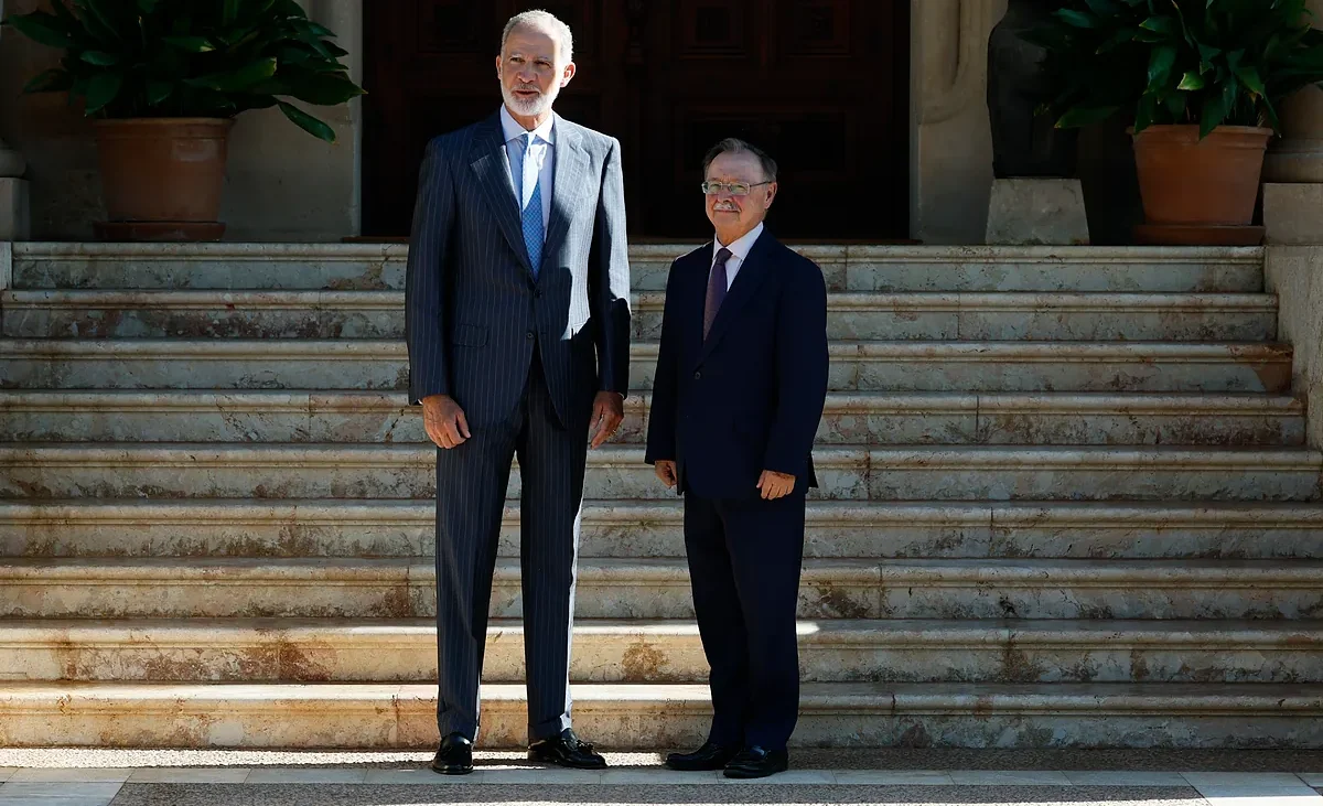Felipe VI transmite a Vivas su «compromiso personal de visitar Ceuta» tras su reunión en Marivent: «No me cabe duda de que el Rey vendrá»