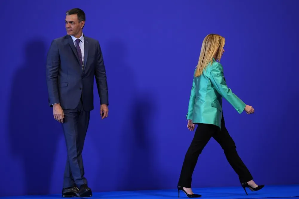 Sánchez y Meloni dinamitan con la migración cuatro años de equilibrio institucional por la frontera sur de Europa