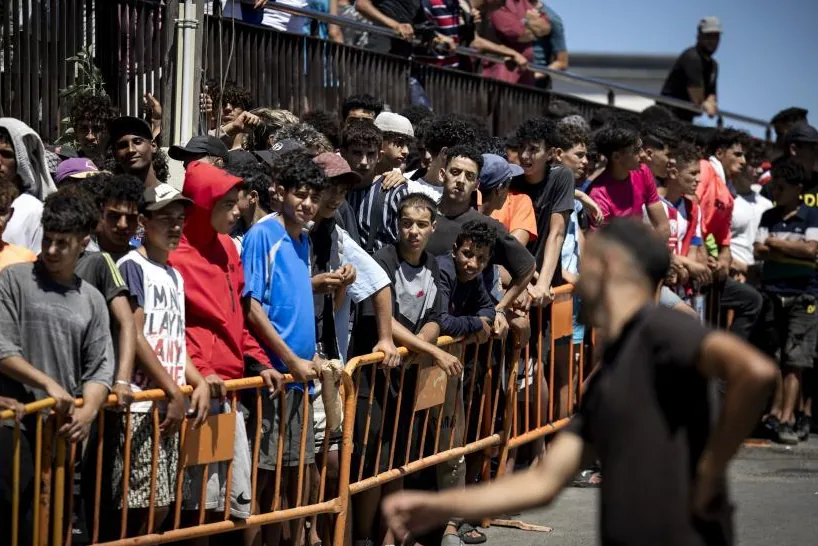 ¿El pacto ahora con Vox o el pacto solidario con Ceuta de 2024? La disyuntiva del Gobierno andaluz ante la crisis migratoria – El Mundo