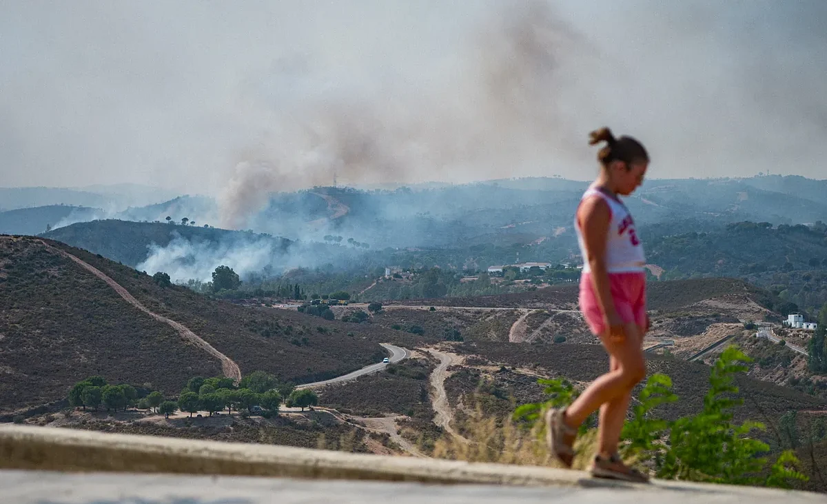Una semana del incendio de Niebla (Huelva): más de 1.000 efectivos en 11 localidades de Huelva y Sevilla – El Mundo