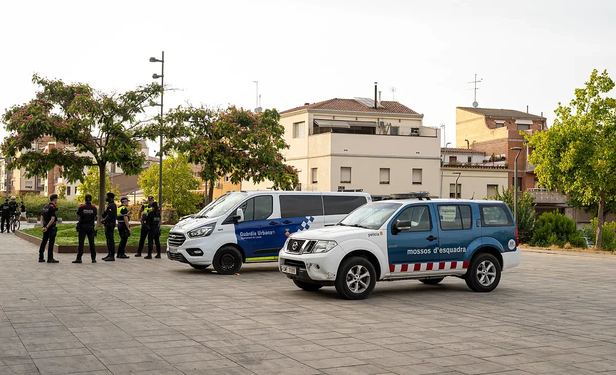 La oleada de altercados en Lleida se salda de momento con 12 detenidos, varios de ellos menores de edad – El Mundo
