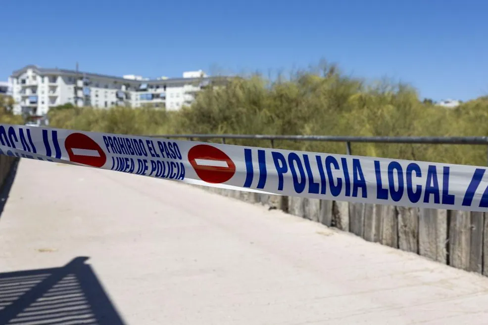 Una mujer de 47 años es asesinada en Isla Cristina (Huelva) y detienen a su pareja – El Mundo