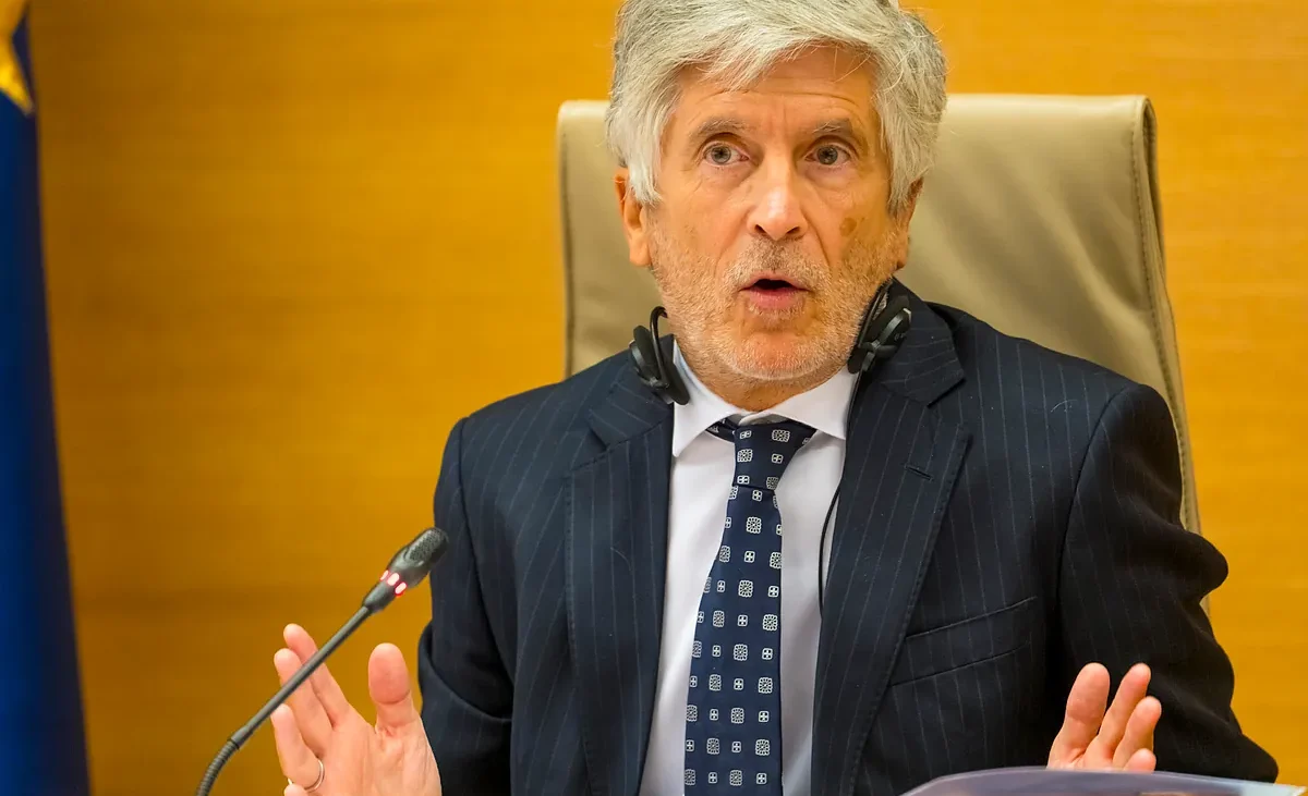 España pide a la UE el apoyo de Frontex un mes después del asalto para el triaje de los migrantes que siguen en Ceuta